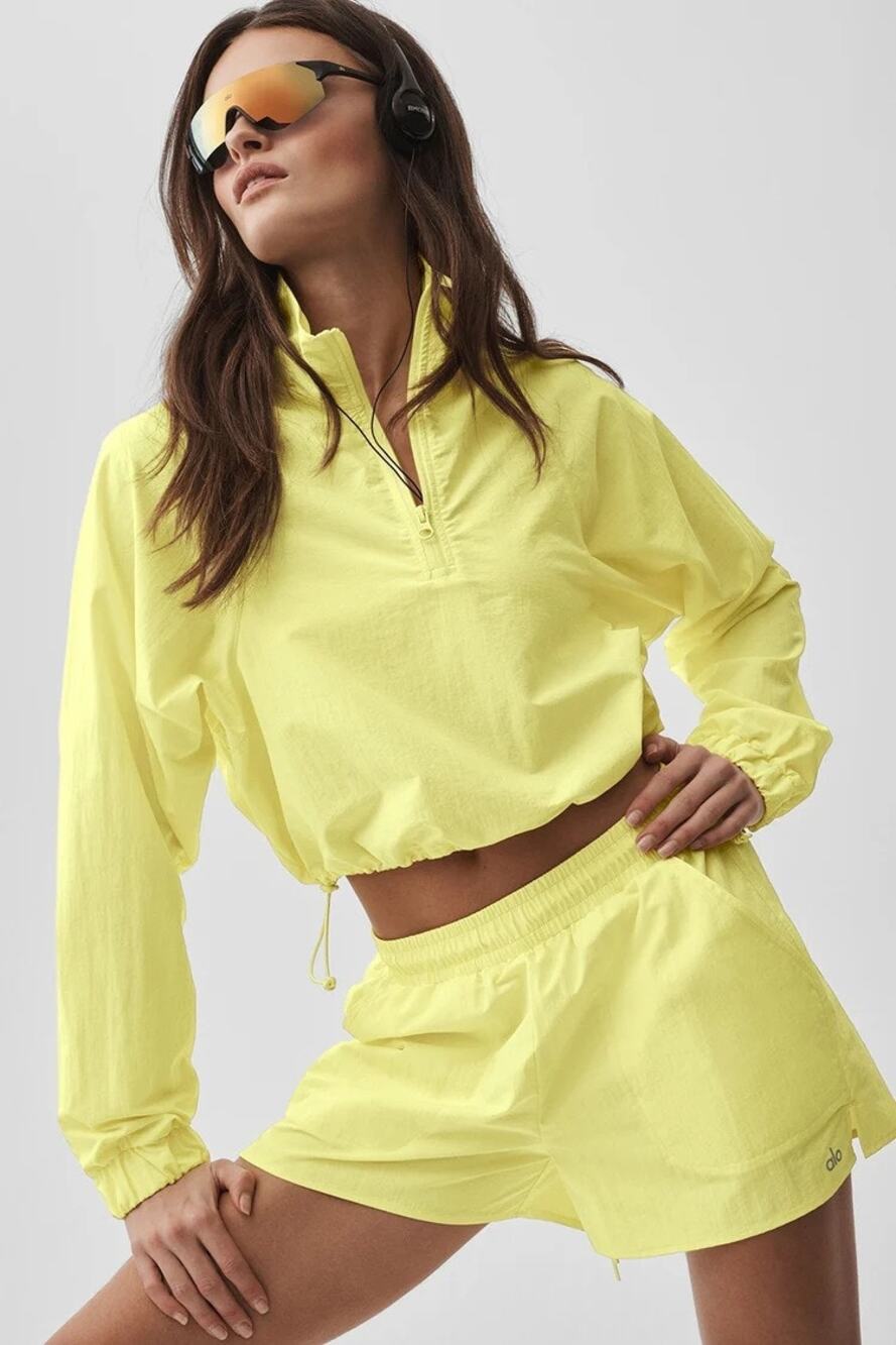 ALO Cropped 1/4 Zip Alumni Pullover Windbreaker Sunshine Yellow Women's S